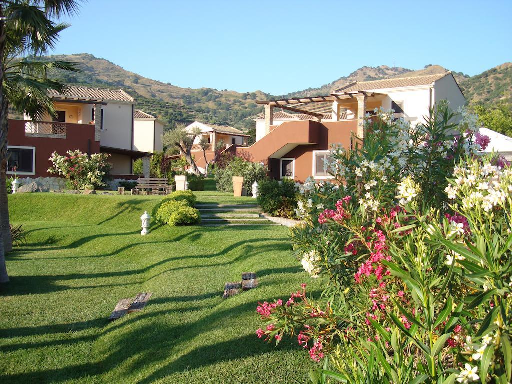 Alcantara Resort Di Charme Adults Only Gaggi Dış mekan fotoğraf